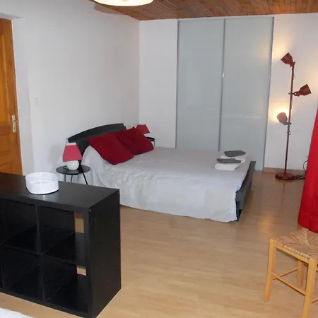 Du Lieu Piquot Holiday home *